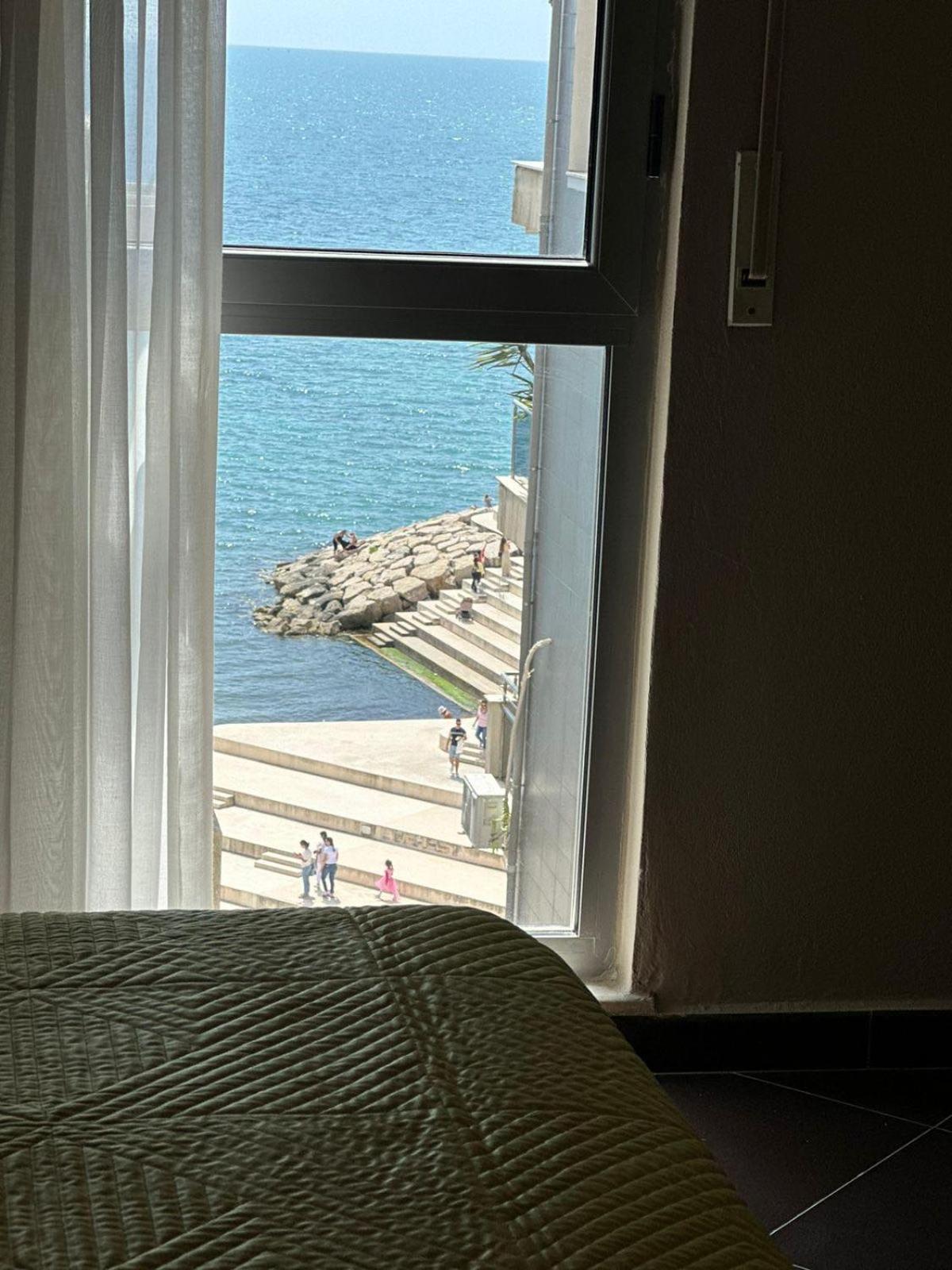 Hotel Nais Beach Durrës Exterior foto