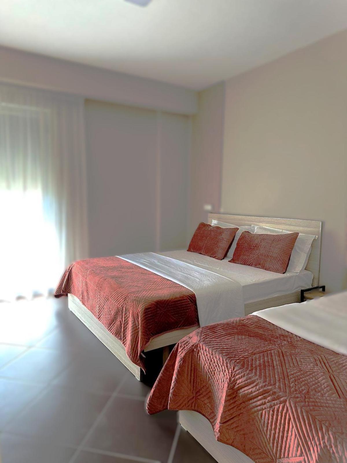 Hotel Nais Beach Durrës Exterior foto